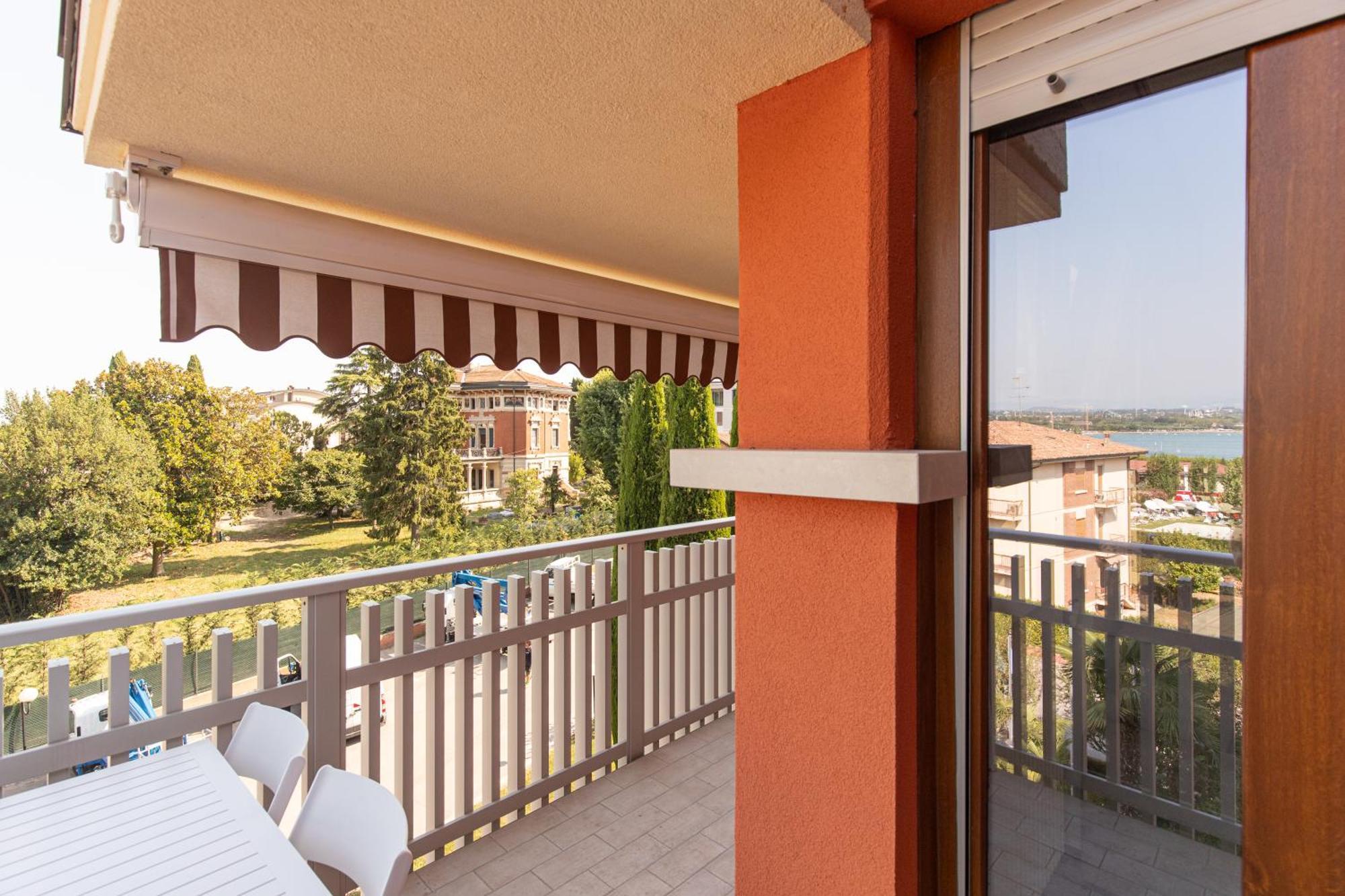 Prestige Garda Home - Ai Cappuccini Peschiera del Garda Exterior photo